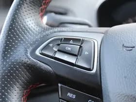 Ford Kuga thumbnail 9