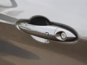 Alfa Romeo Stelvio thumbnail 38