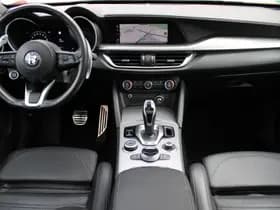 Alfa Romeo Stelvio thumbnail 5