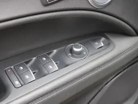 Alfa Romeo Stelvio thumbnail 10