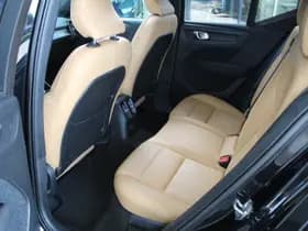 Volvo XC40 thumbnail 17