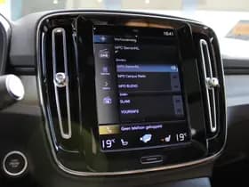 Volvo XC40 thumbnail 18