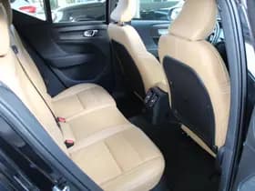 Volvo XC40 thumbnail 25