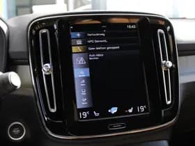 Volvo XC40 thumbnail 43