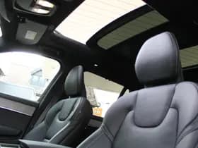 Volvo XC90 thumbnail 32