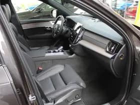 Volvo XC90 thumbnail 39