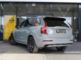 Volvo XC90 thumbnail 3