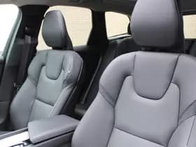 Volvo XC60 thumbnail 30