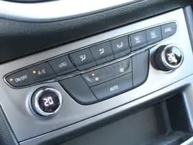 Opel Astra thumbnail 21