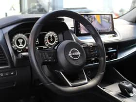 Nissan Qashqai thumbnail 4