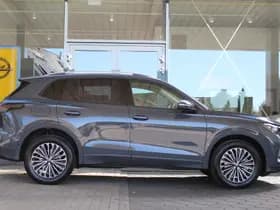 Volkswagen Tiguan thumbnail 2