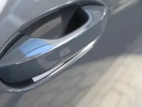 Volkswagen Tiguan thumbnail 11