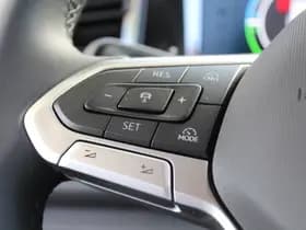 Volkswagen Tiguan thumbnail 35