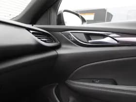 Opel Insignia thumbnail 32