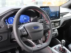 Ford Focus thumbnail 4