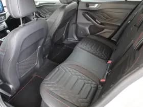 Ford Focus thumbnail 33