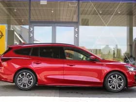 Ford Focus thumbnail 2