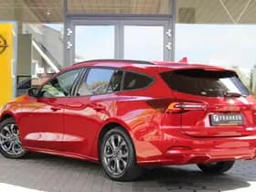 Ford Focus thumbnail 3