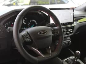 Ford Focus thumbnail 4