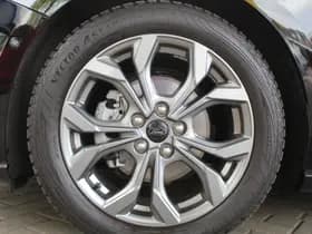 Ford Focus thumbnail 7