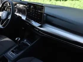 Volkswagen Golf Variant NEW 1.5 TSI LIFE thumbnail 17