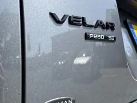 Land Rover Range Rover Velar 2.0 250PK AWD R-DYNAMIC BLACK PACK SE thumbnail 16
