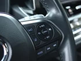 Toyota Corolla 1.8 HYBRID AUT. DYNAMIC thumbnail 20