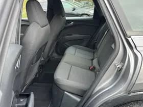 Audi Q4 e-tron thumbnail 11