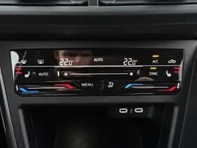 Volkswagen Polo 2.0 TSI 210PK GTI-SPORT LED thumbnail 30