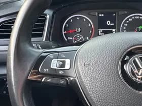 Volkswagen T-Roc thumbnail 15