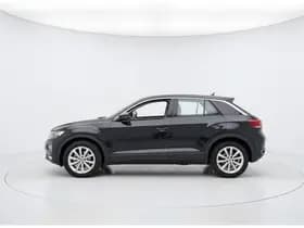 Volkswagen T-Roc thumbnail 6
