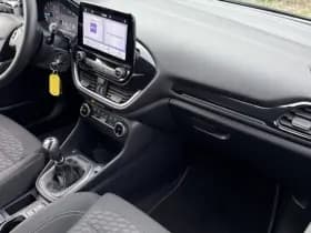 Ford Fiesta 1.0 EcoBoost Hybrid TITANIUM thumbnail 12