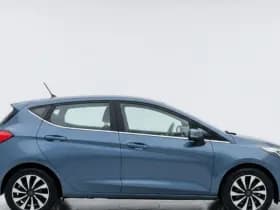 Ford Fiesta 1.0 EcoBoost Hybrid TITANIUM thumbnail 4