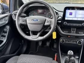 Ford Fiesta 1.0 EcoBoost Hybrid TITANIUM thumbnail 7