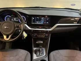 Kia Niro 1.6 GDi Hybrid MORE thumbnail 2