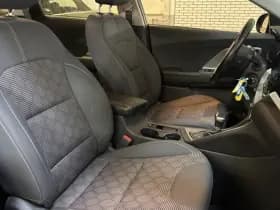 Kia Niro 1.6 GDi Hybrid MORE thumbnail 18