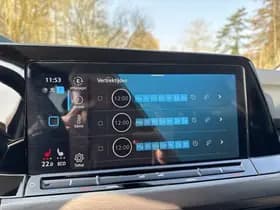 Volkswagen Golf 1.4 eHybrid 204PK DSG STYLE thumbnail 41