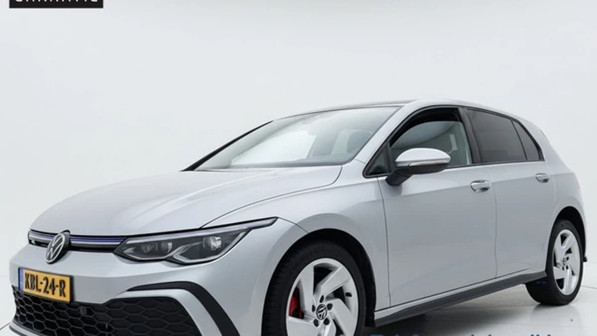 Volkswagen Golf GTE 245PK DSG HYBRID SPORT — foto 1