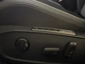 Volkswagen Golf 1.4 eHybrid 204PK DSG STYLE thumbnail 14