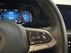 Volkswagen Golf 1.4 eHybrid 204PK DSG STYLE thumbnail 24