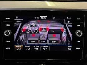 Volkswagen Passat thumbnail 30