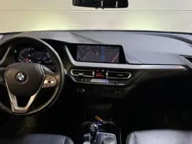 BMW 1-serie 118i 136PK AUT. HIGH EXECUTIVE thumbnail 2