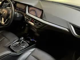 BMW 1-serie 118i 136PK AUT. HIGH EXECUTIVE thumbnail 15