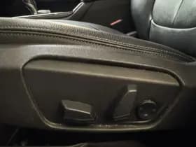 BMW 1-serie 118i 136PK AUT. HIGH EXECUTIVE thumbnail 18