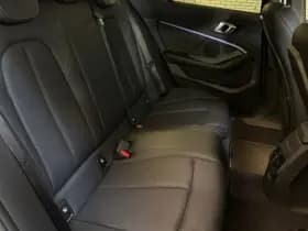 BMW 1-serie 118i 136PK AUT. HIGH EXECUTIVE thumbnail 21