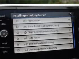 Volkswagen T-Roc Cabrio 1.5 TSI 150PK DSG R-LINE SPORT thumbnail 37