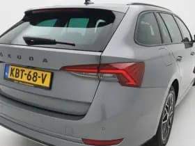 ŠKODA Octavia Combi 1.5 TSI MHEV 150PK DSG SPORTLINE BUSINESS thumbnail 3