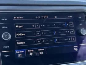 Volkswagen T-Roc Cabrio 1.5 TSI 150PK DSG R-LINE SPORT thumbnail 17