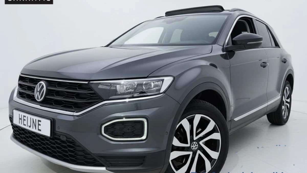Volkswagen T-Roc TSI 110PK COMFORTLINE — foto 1