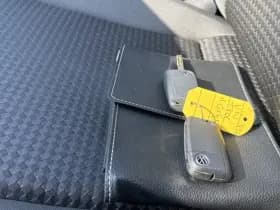 Volkswagen T-Roc TSI 110PK COMFORTLINE thumbnail 33